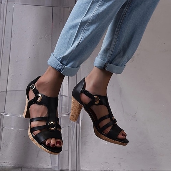 Black Strappy High Heel Sandals - Picture 3 of 6